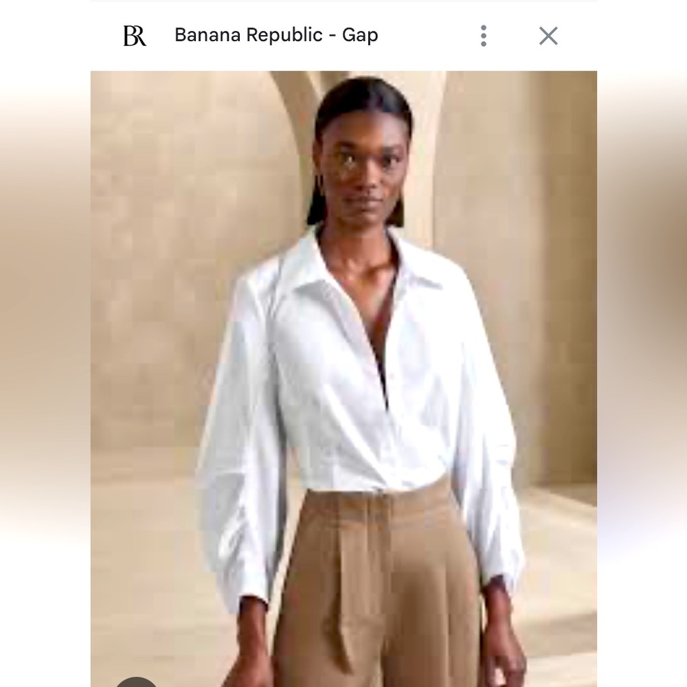 Banana Republic Lish poplin Top Medium White button down NWT. Sold out in store.